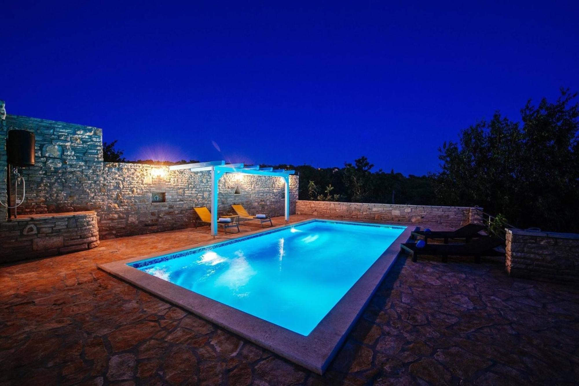 My Dalmatia - Holiday Home Korlat With Private Pool Benkovac Dış mekan fotoğraf